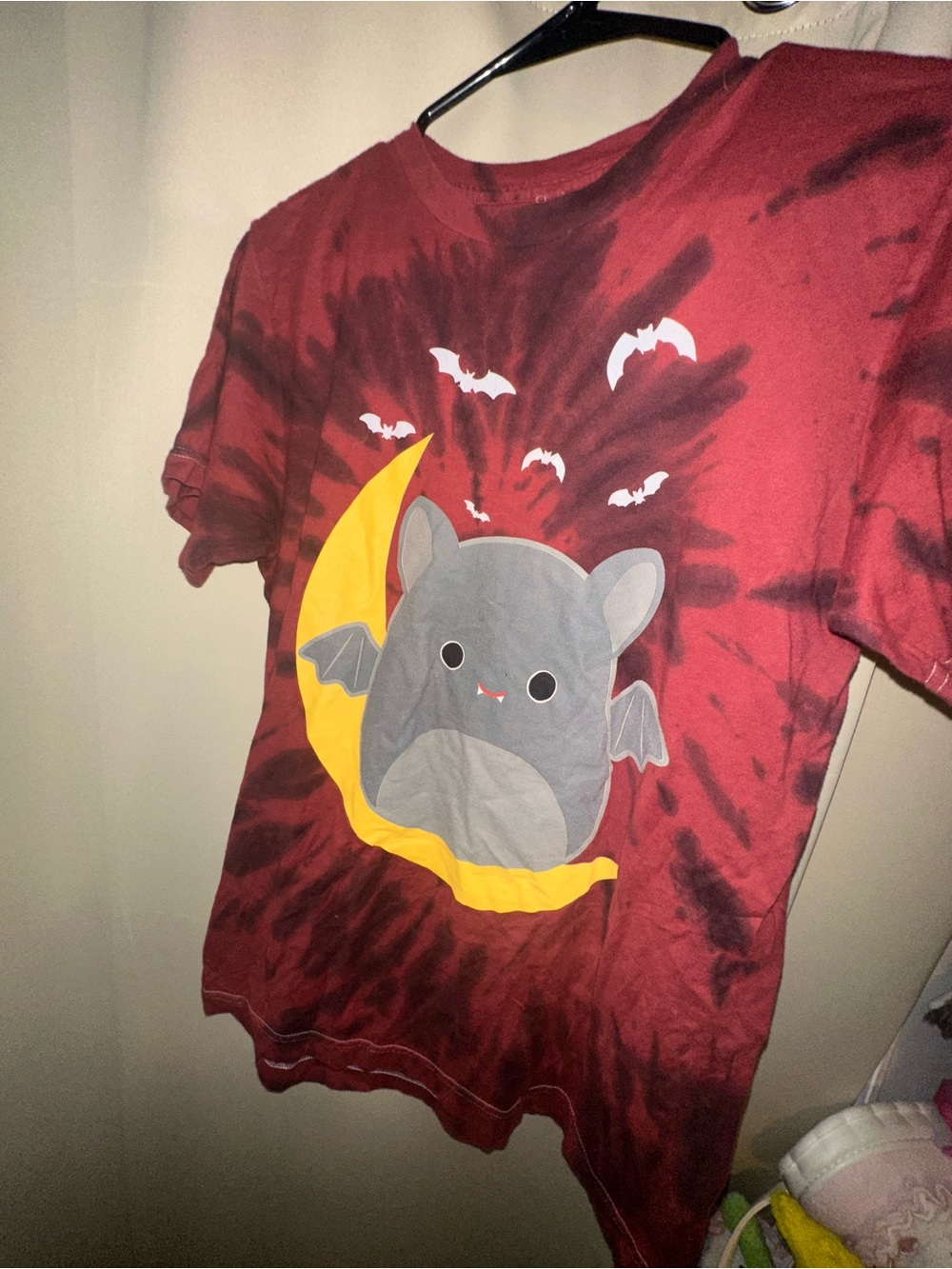 Hot Topic Squishmallows bat tie-dye boyfriend fit girls T-shirt size medium